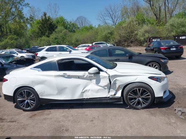 INFINITI Q60 Pure Awd