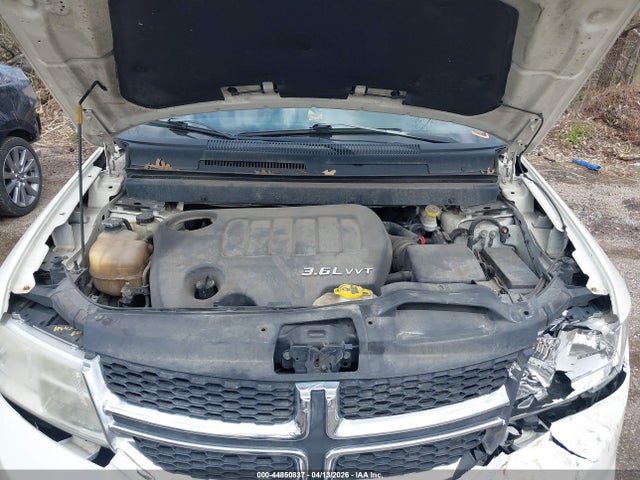 Dodge Journey Crew