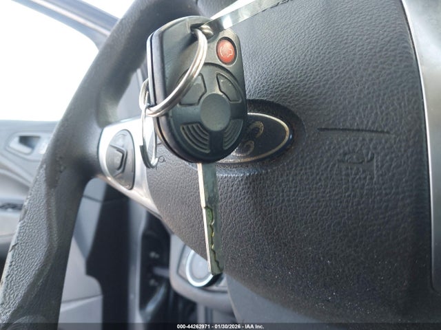 Ford Escape S