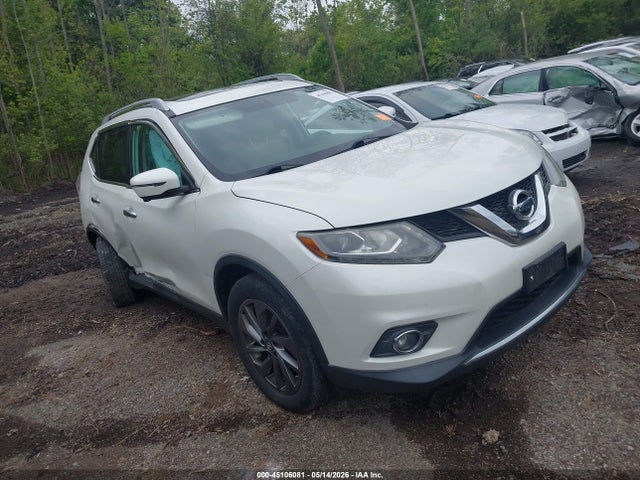 Salvage Nissan Rogue Image