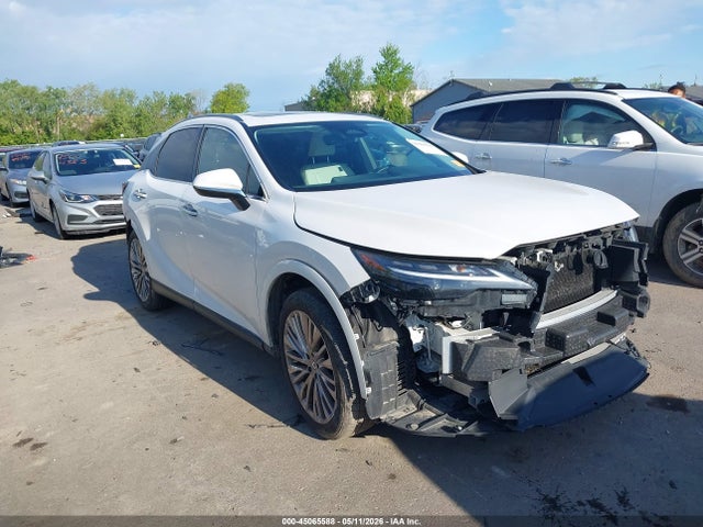 Salvage Lexus RX Image