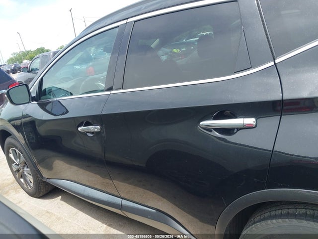 Nissan Murano Sv