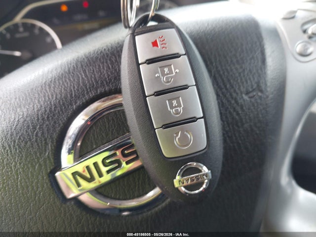 Nissan Murano Sv