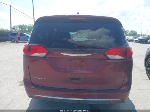 Chrysler Pacifica Touring-l Plus