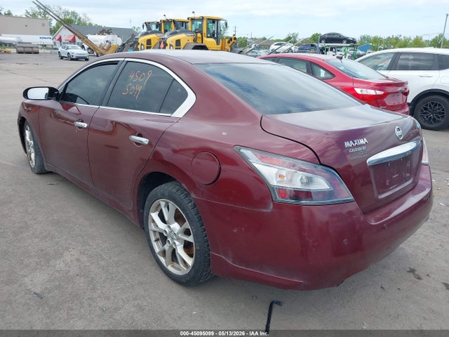 Nissan Maxima