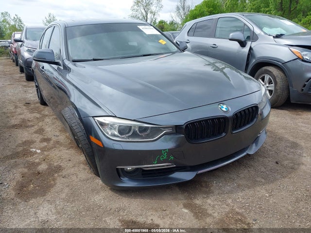 Salvage BMW 3 Series Image