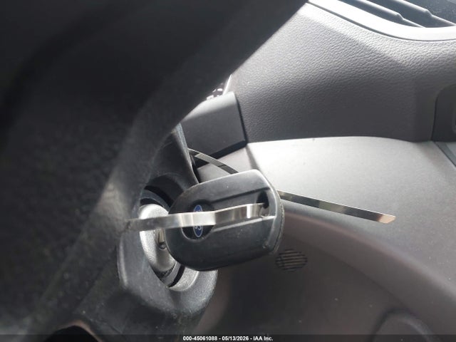 Ford Escape S