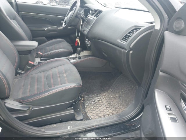 Mitsubishi Outlander 2.4 Se