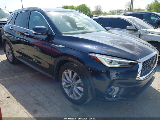 Salvage INFINITI Qx Image