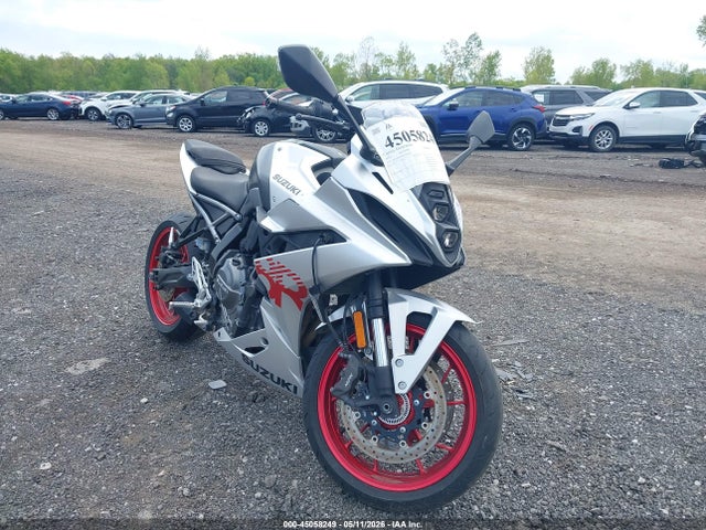 Salvage Suzuki Gsx800 Image