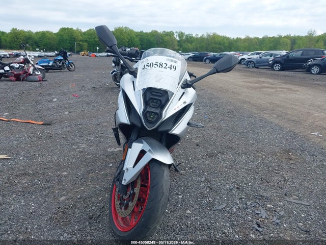 Suzuki Gsx800 F