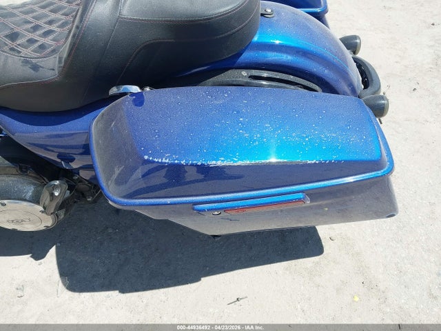 Harley-Davidson Fltrxs Road Glide Special
