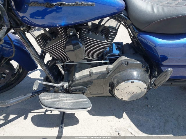 Harley-Davidson Fltrxs Road Glide Special