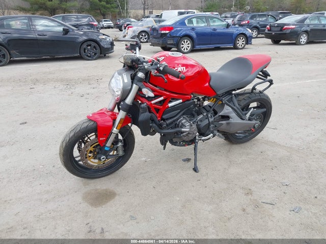 Ducati Monster 821