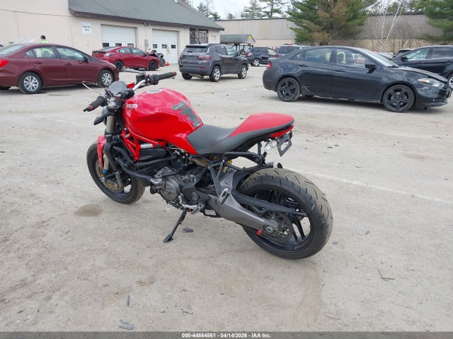 Ducati Monster 821