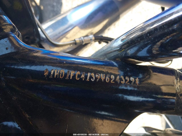Harley-Davidson Flhtcu