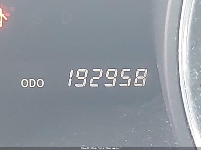 Toyota Highlander Base V6