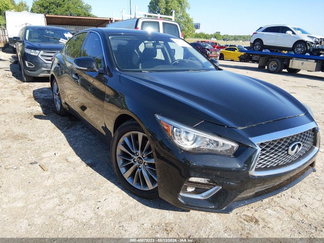 Salvage INFINITI Q50 Image