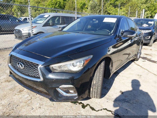 INFINITI Q50 Luxe