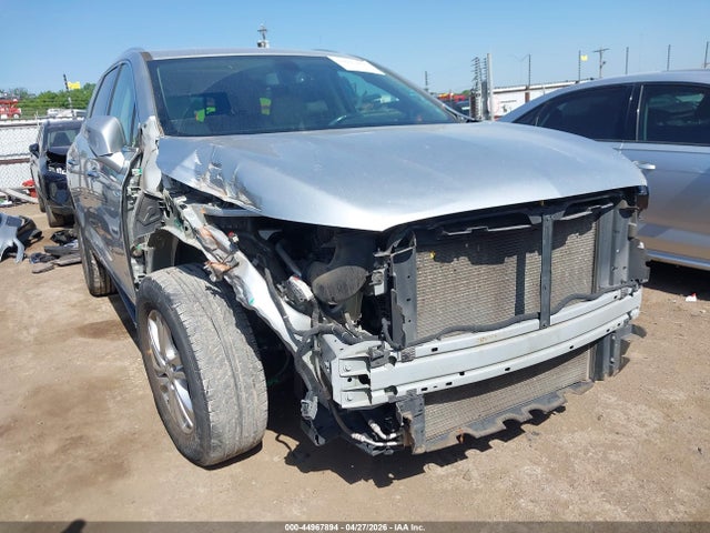 Salvage Buick Enclave Image