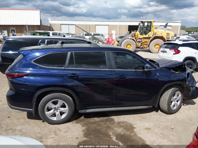 Toyota Highlander Le