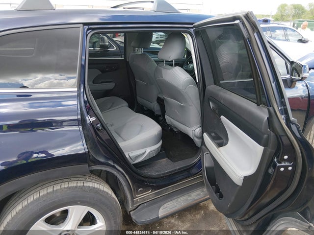 Toyota Highlander Le