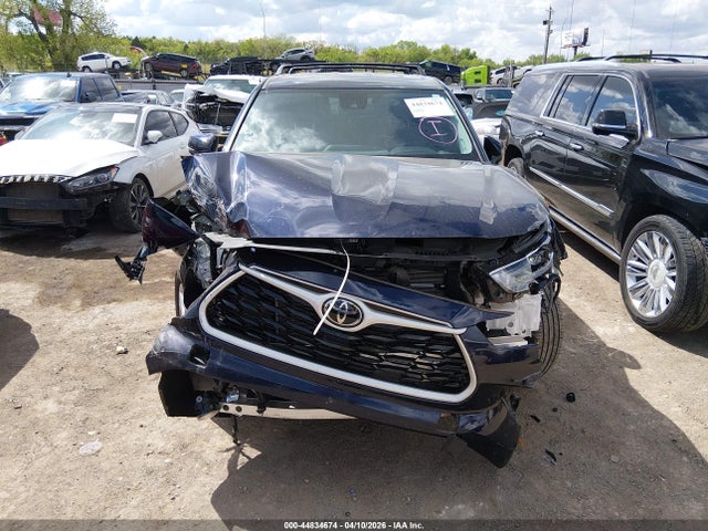 Toyota Highlander Le