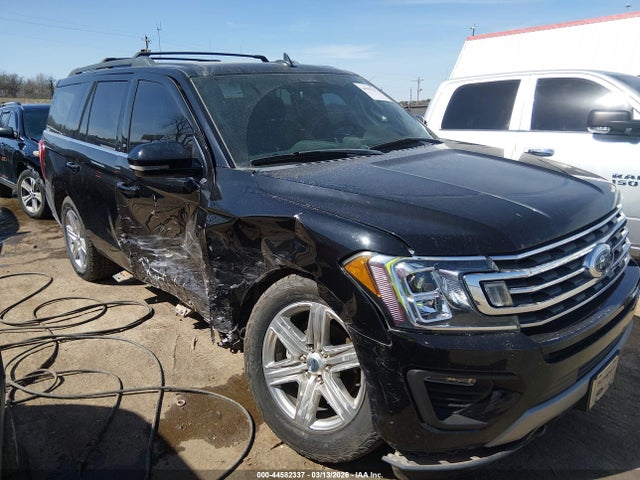Salvage Ford Expedition Image