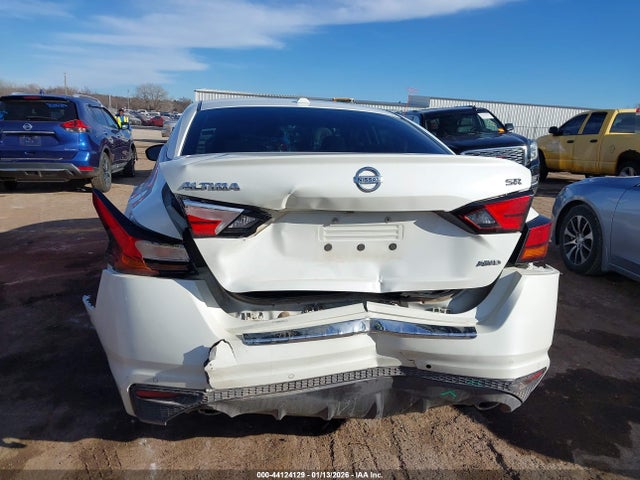 Nissan Altima Sr Intelligent Awd