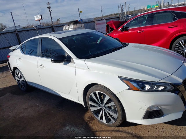 Nissan Altima Sr Intelligent Awd