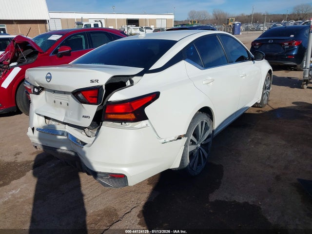 Nissan Altima Sr Intelligent Awd