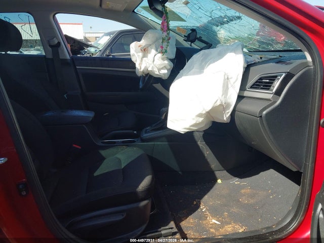 Hyundai ELANTRA Value Edition