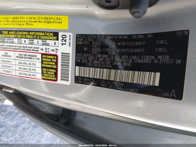 Toyota Sienna Xle 8 Passenger