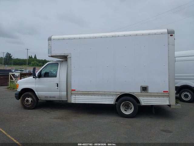 Ford E-450