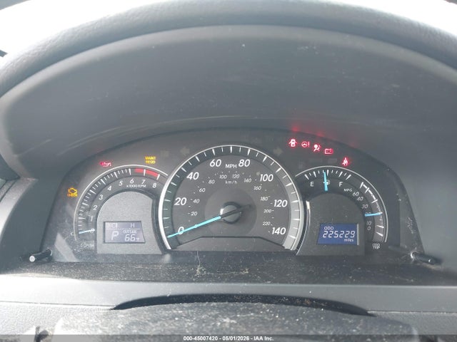 Toyota Camry Le