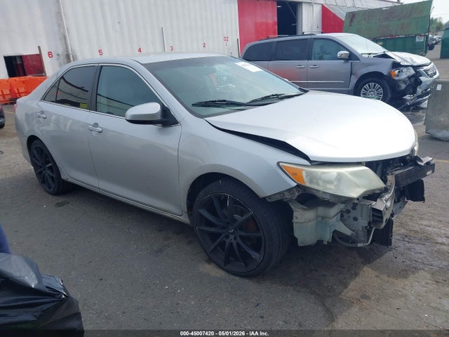 Salvage Toyota Camry Image