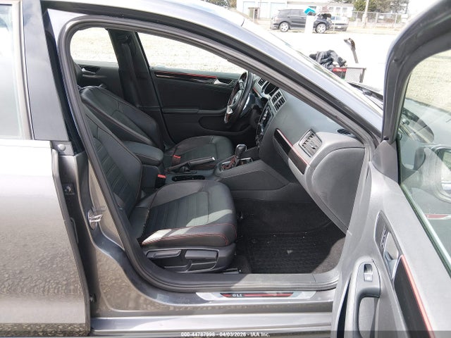 Volkswagen Jetta Gli