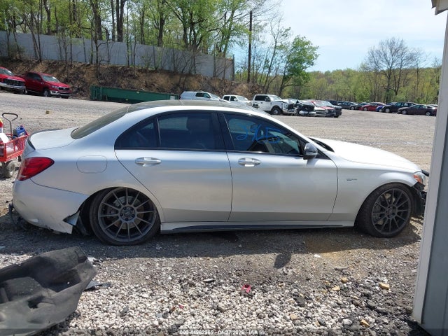 Mercedes-Benz C-Class 4matic