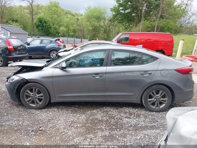 Hyundai ELANTRA Sel