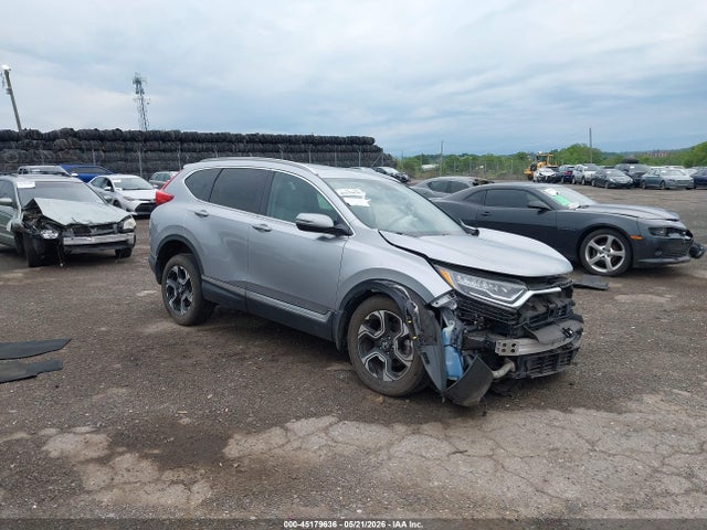 Salvage Honda CR-V Image