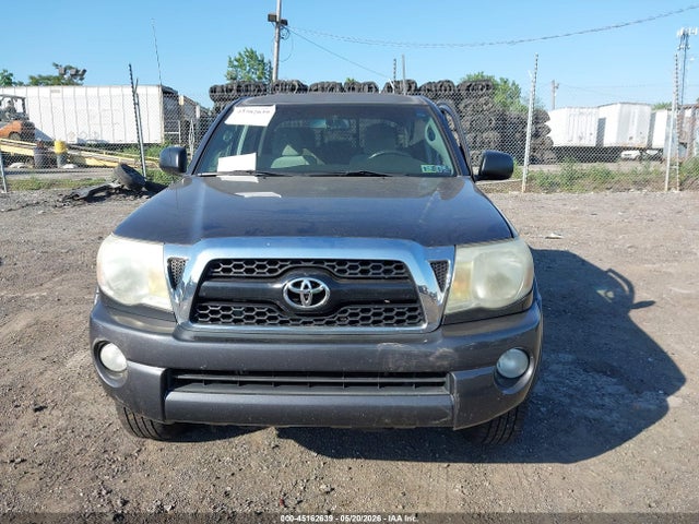 Toyota Tacoma Base V6