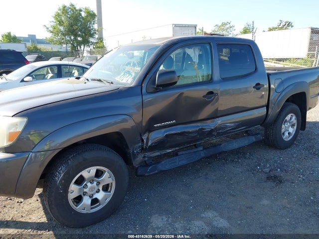 Toyota Tacoma Base V6