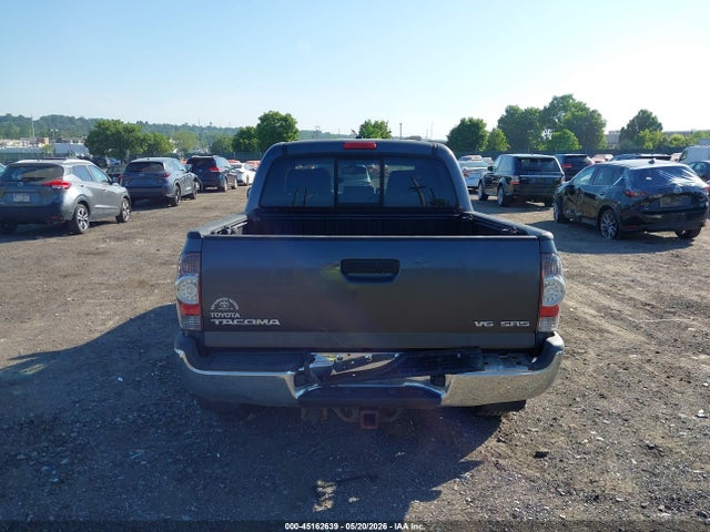 Toyota Tacoma Base V6