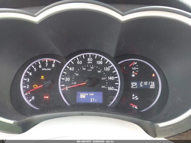 Nissan Quest Le