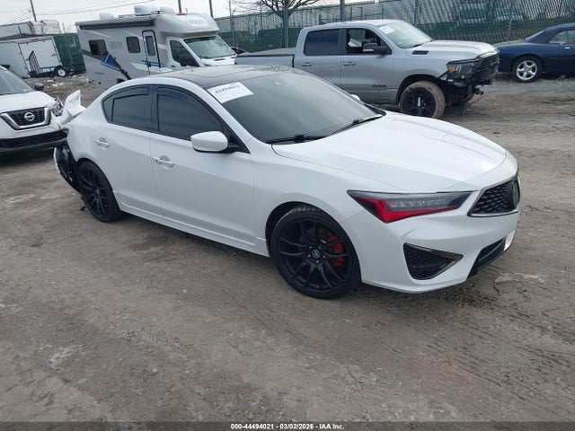 Salvage Acura ILX Image