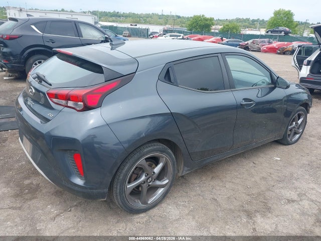 Hyundai VELOSTER 2.0