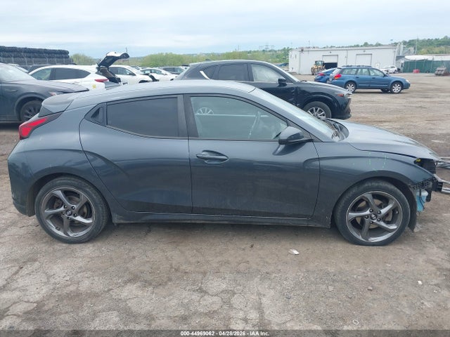 Hyundai VELOSTER 2.0