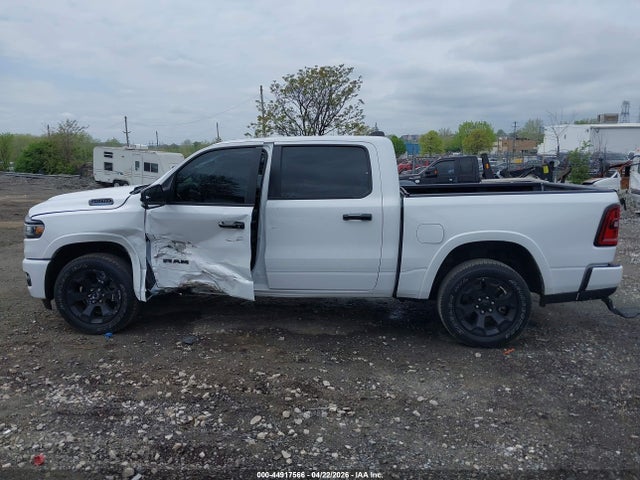 Ram 1500 Big Horn  4x4 5'7 Box