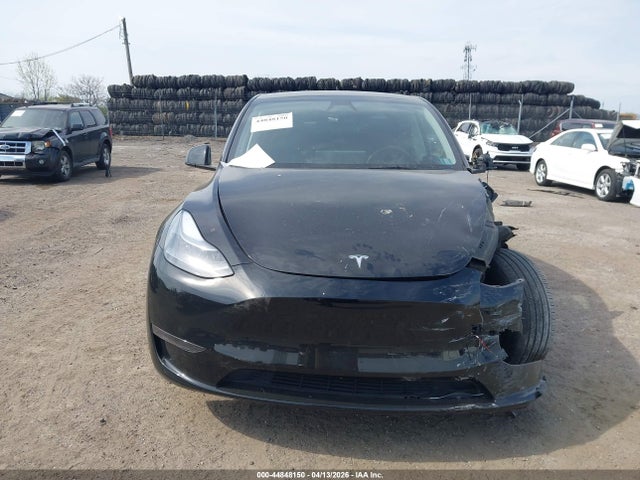 Tesla Model Y Long Range Dual Motor All-wheel Drive