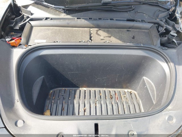 Tesla Model Y Long Range Dual Motor All-wheel Drive
